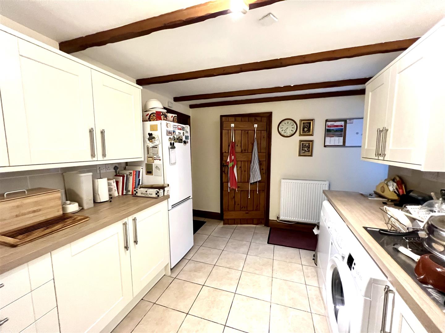 KITCHEN / BREAKFAST ROOM